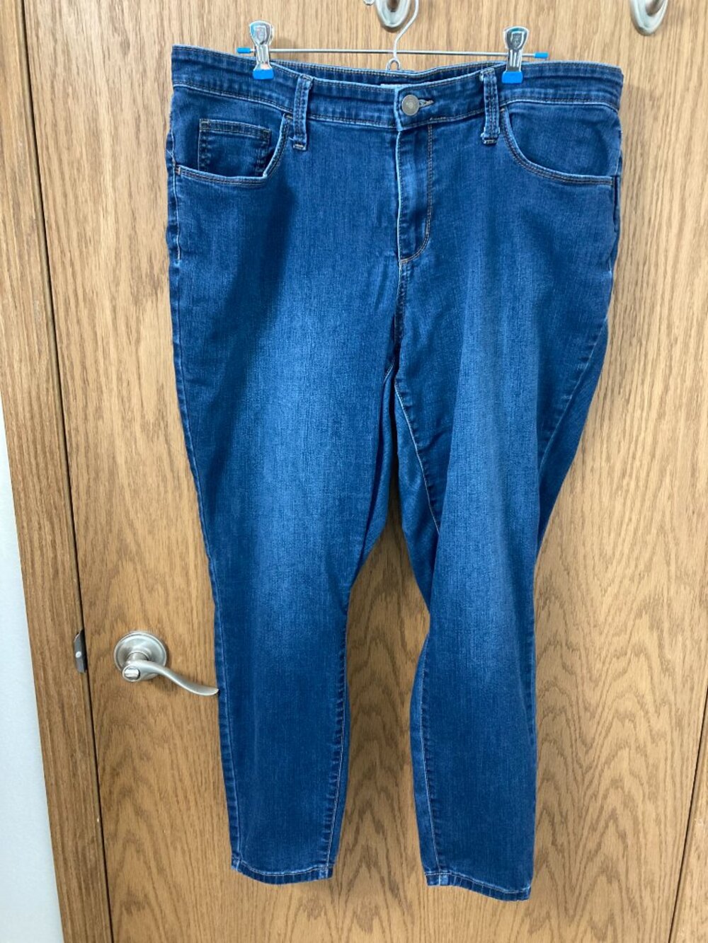 Ava & Viv Med Dark Wash Jeans - 16W